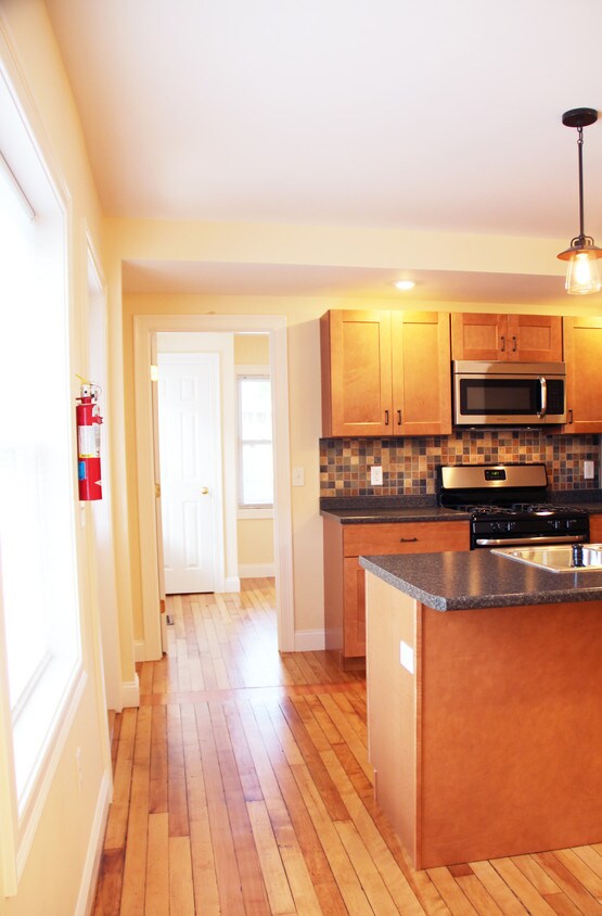 40 Blodgett St, Burlington, VT 05401 Rentals in Burlington at 40