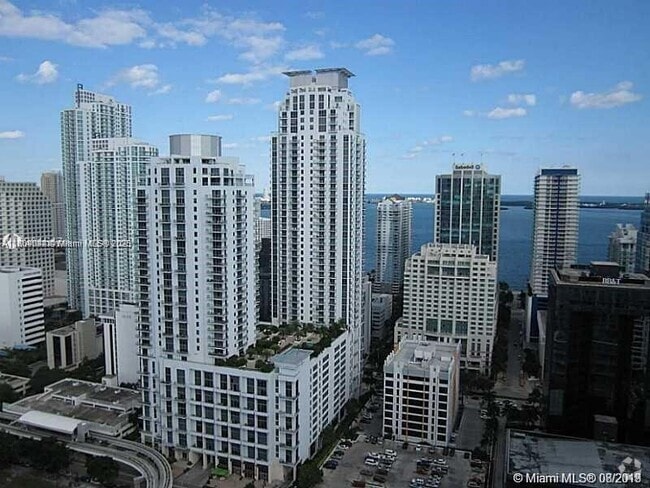 Building Photo - 1050 Brickell Ave
