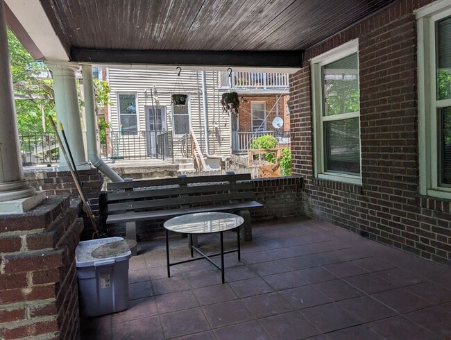 Building Photo - 3221 Guilford Ave