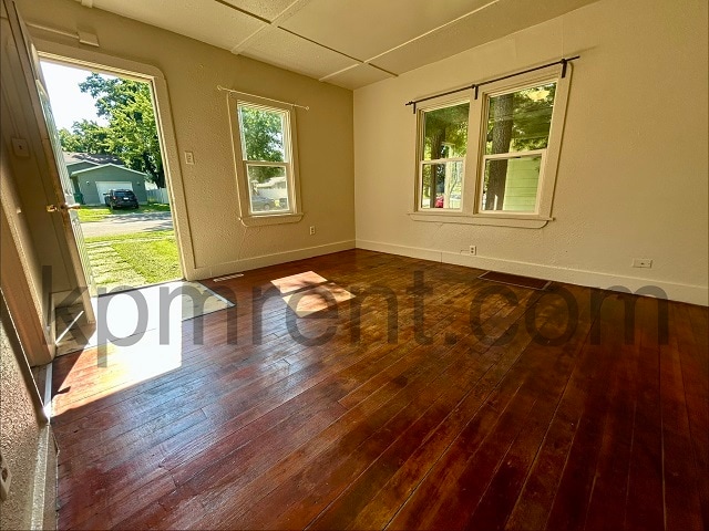Building Photo - 1207 9th St NE