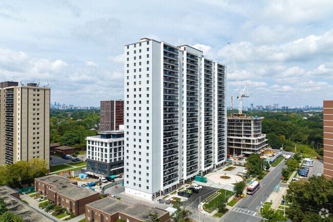 Building Photo - Preston Apartments