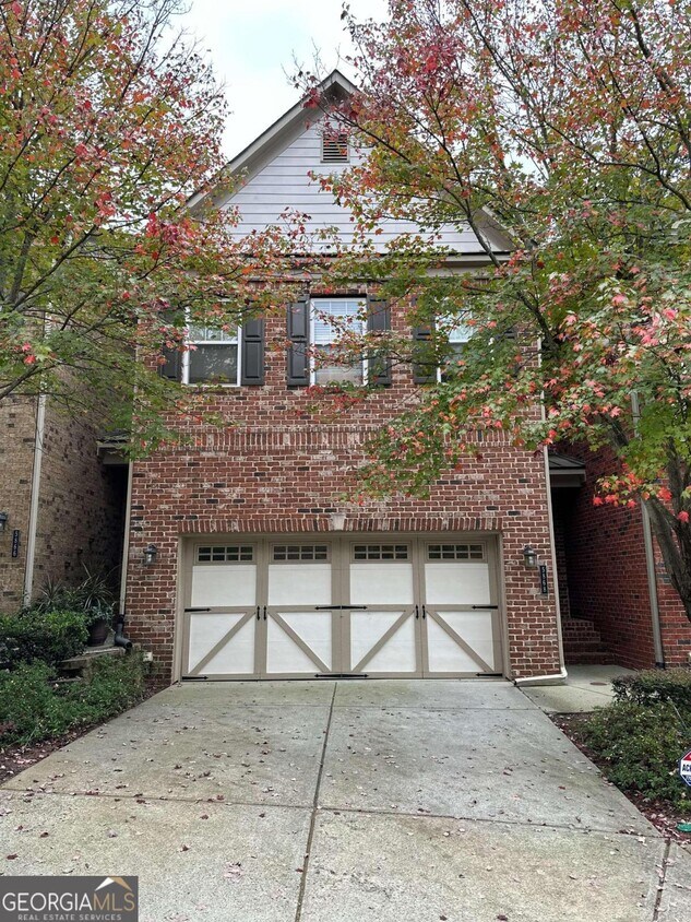 5868 Norfolk ChaseRoad, Peachtree Corners, GA 30092 Townhome Rentals in Peachtree Corners GA