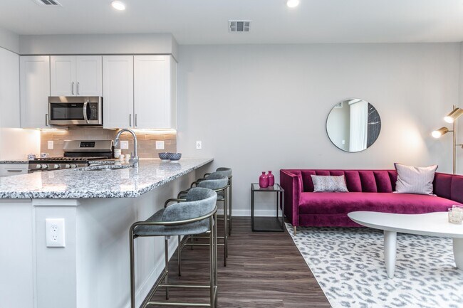 Building Photo - The Kelly