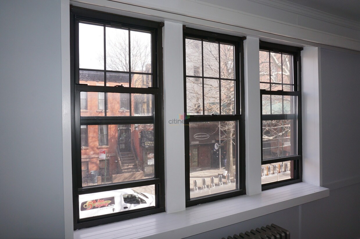 Primary Photo - 314 7th St