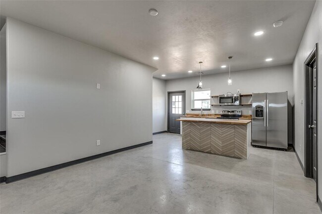 Foto del edificio - 12571 US-77