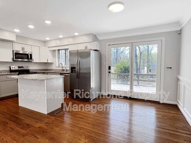 Foto del edificio - 2704 Susten Ct