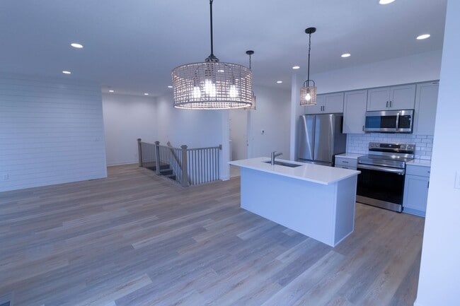 Foto del edificio - 19638 W 200th St