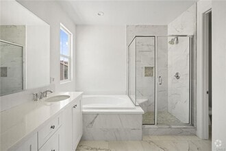 Building Photo - 20810 Acorn Cir