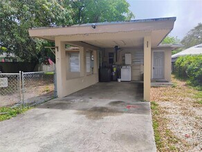 Building Photo - 254 SW 15th St