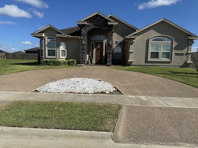 Foto del edificio - 10325 Sir Nickolas Dr