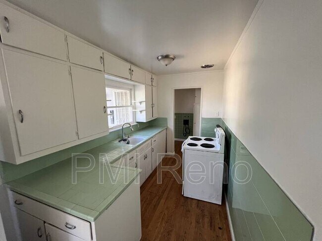 Building Photo - 3326 Smith Dr