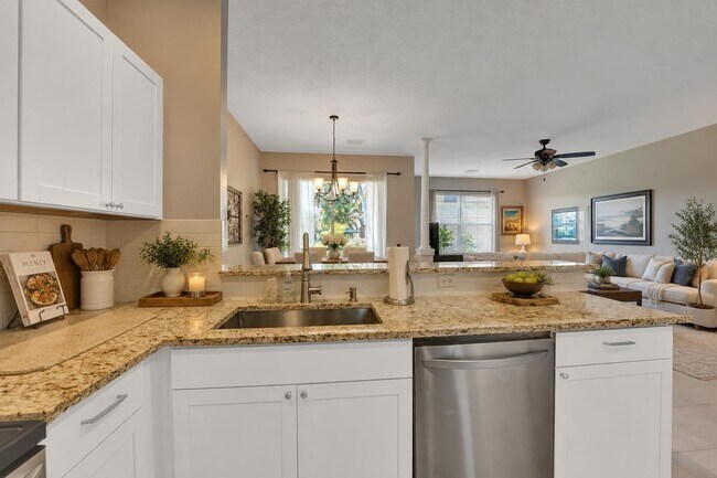 Foto del edificio - 254 River Bluff Ln