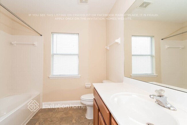 Foto del edificio - 9503 Woodleigh Mill Dr