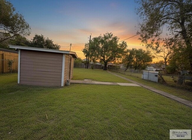 Foto del edificio - 513 E Monroe Ave