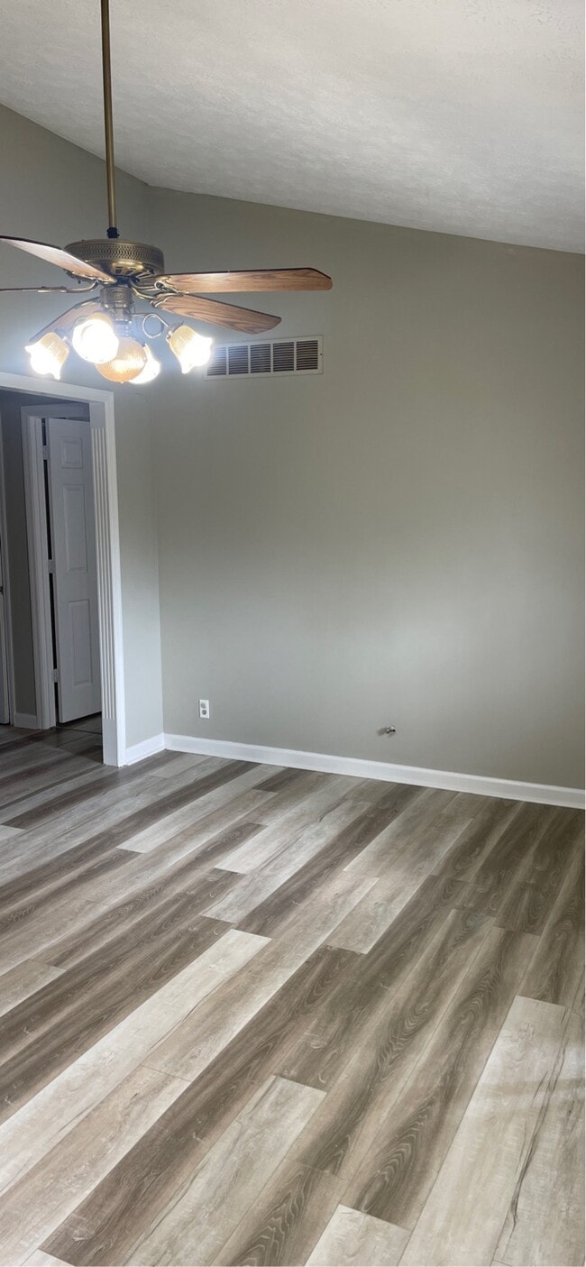Building Photo - 1051 O'Hara Dr