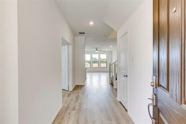 Foto del edificio - 1717 River Plateau Dr