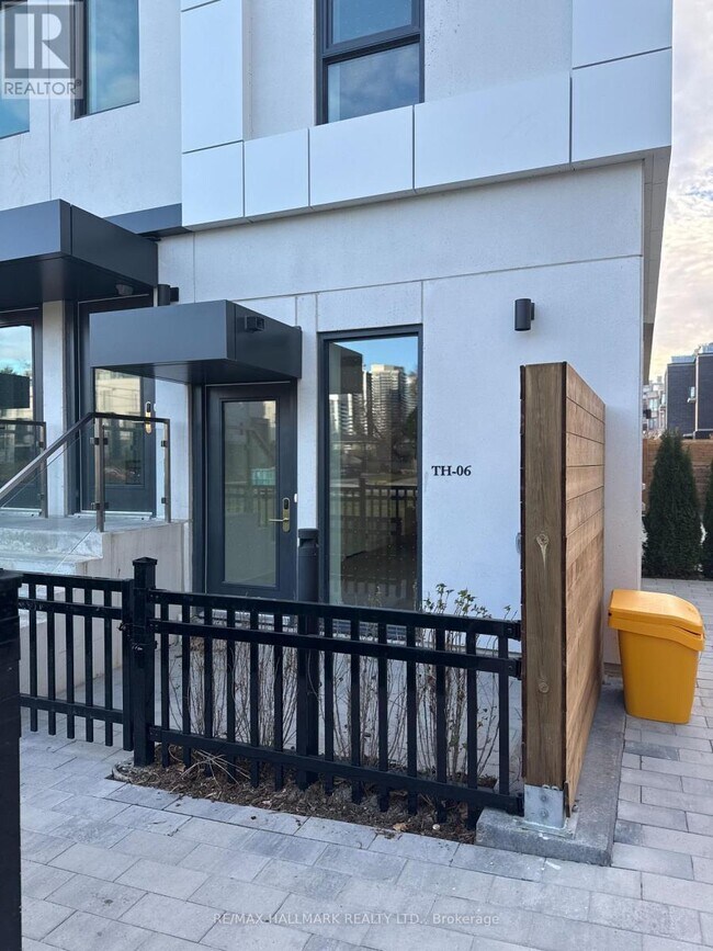 Building Photo - 20 Dervock Crescent