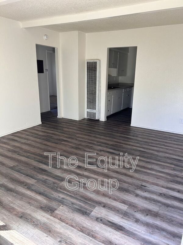Foto del edificio - 503 E Myrtle Ave