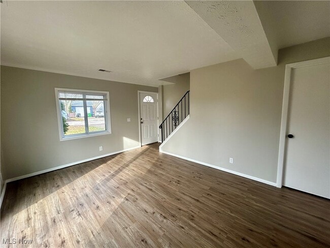 Building Photo - 4165 Vira Rd