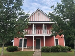 Building Photo - 360 Northside Dr