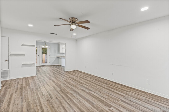 Living Room - 5907 Windham Ct