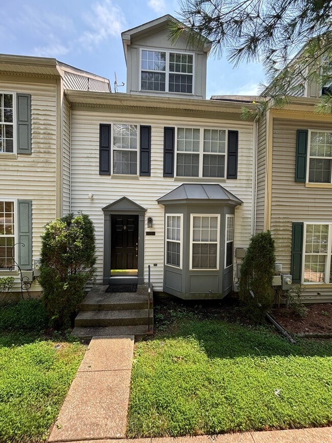 Building Photo - 9780 Bon Haven Ln