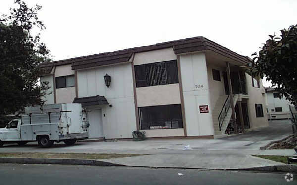 Primary Photo - 704 W Doran St