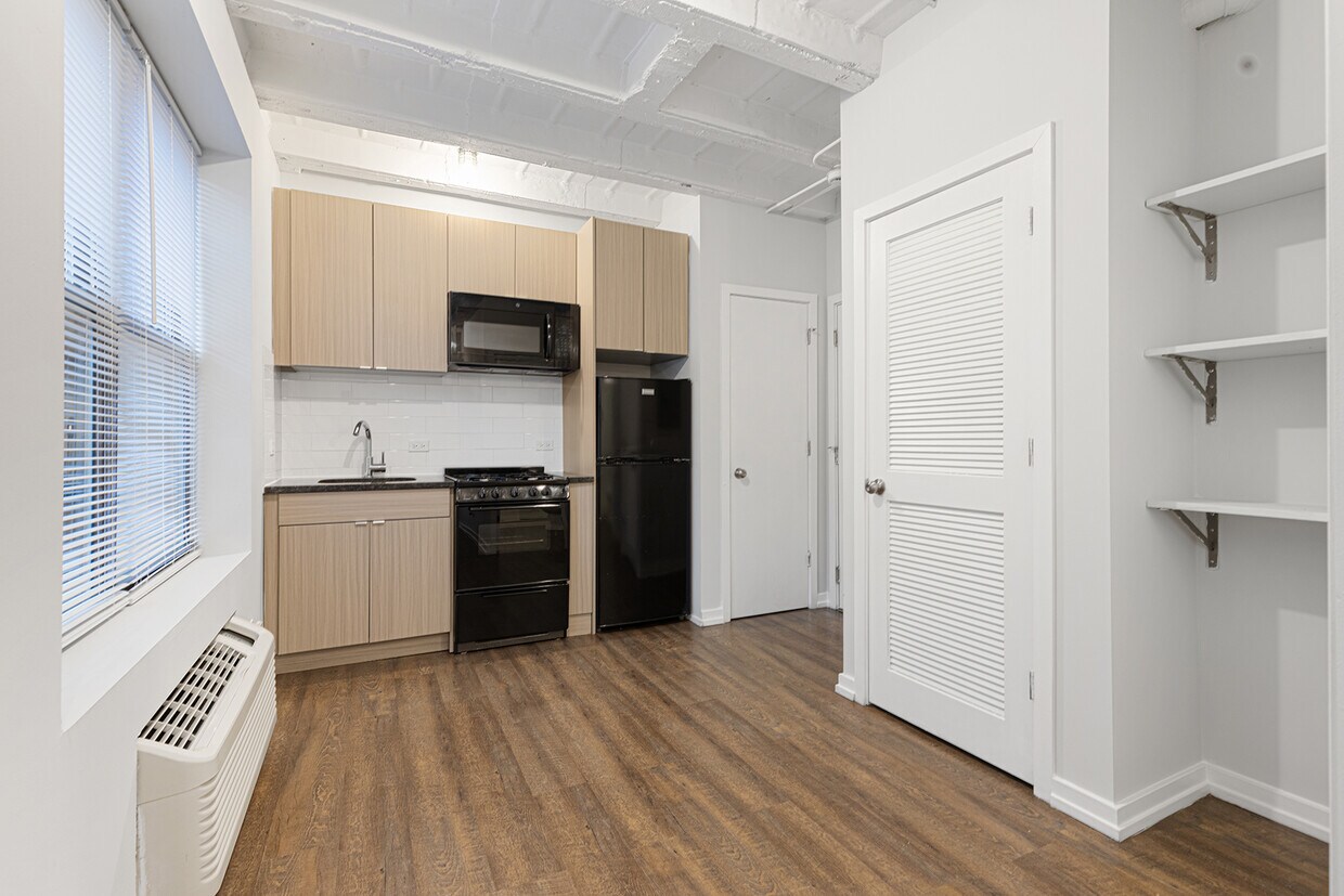 Foto principal - 5722 N Winthrop Ave