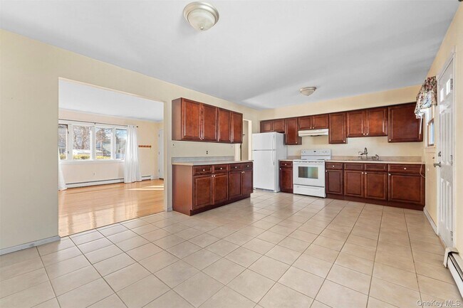 Building Photo - 4 Quaker Ct