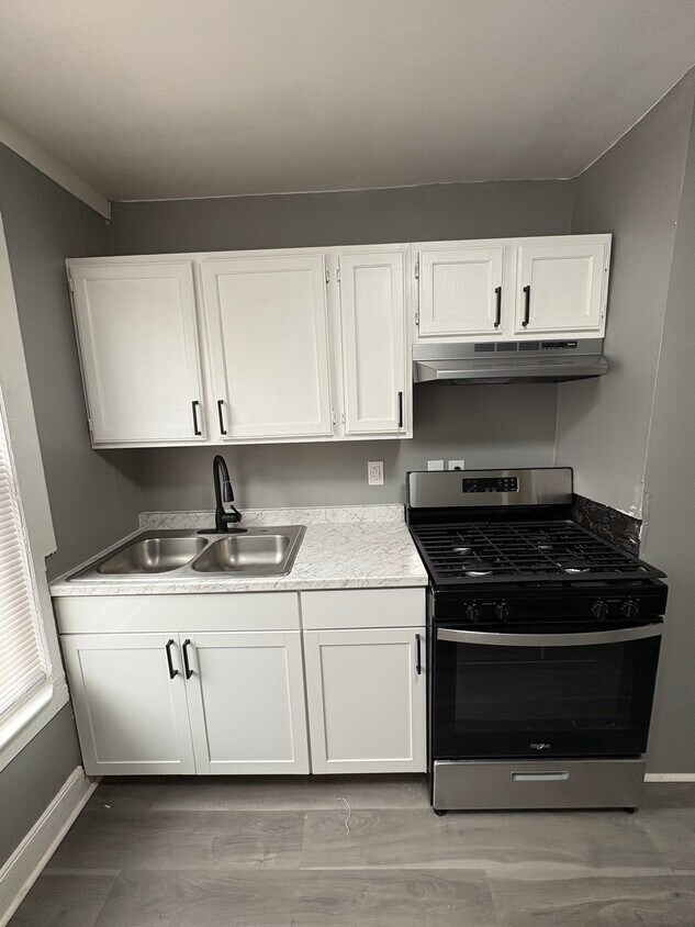 Foto del edificio - 623 W 28th St