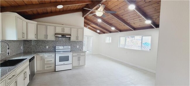 Building Photo - 5116 Sandmound Blvd