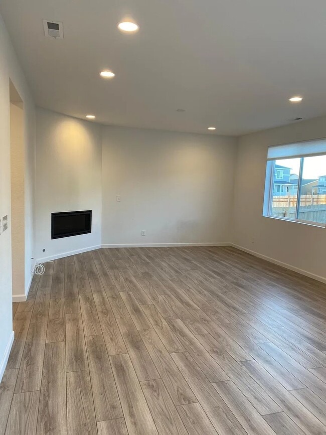 Foto del edificio - 2714 Admer Dr
