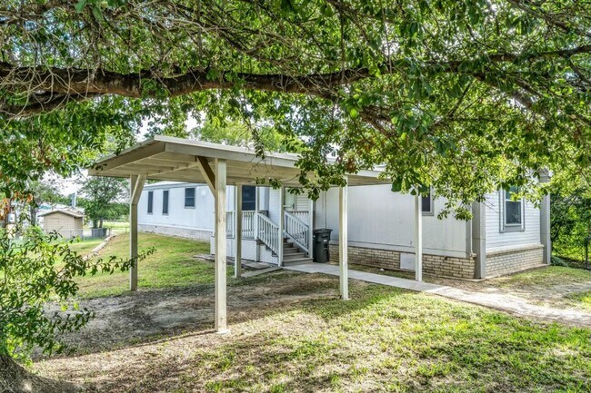 Building Photo - 508 N Echols St
