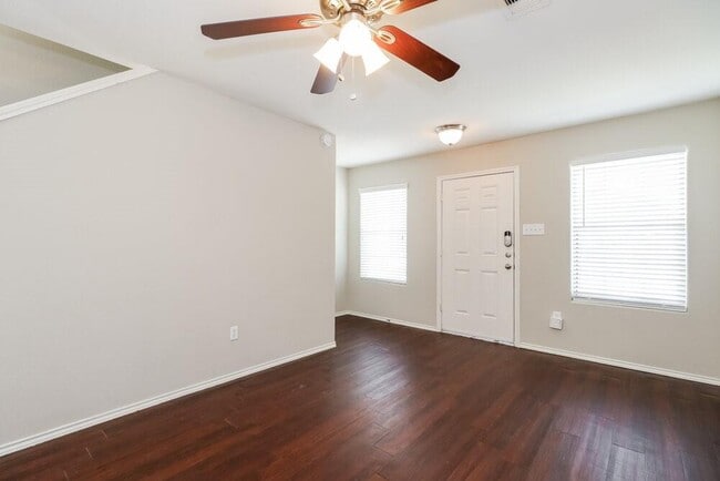 Building Photo - 16763 N Thrasher Dr