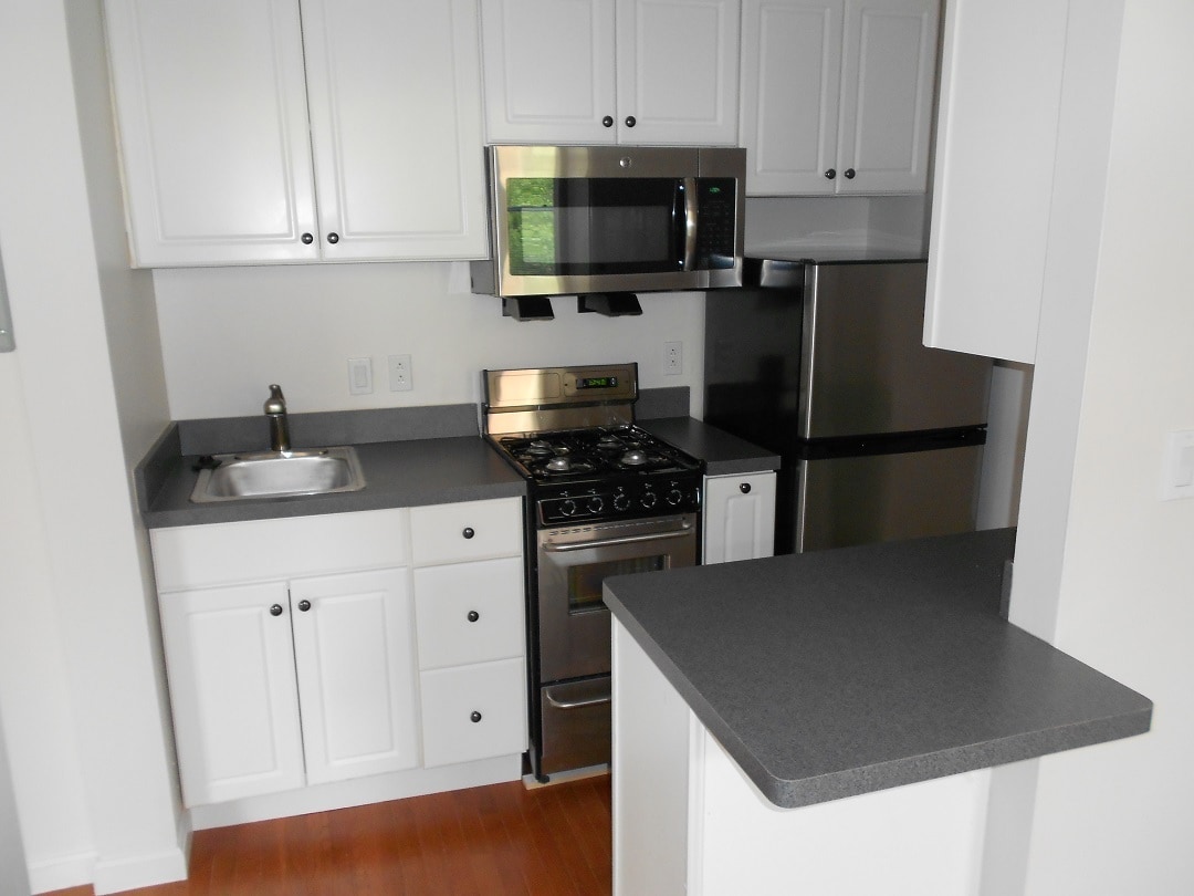 Primary Photo - 1 Haviland St