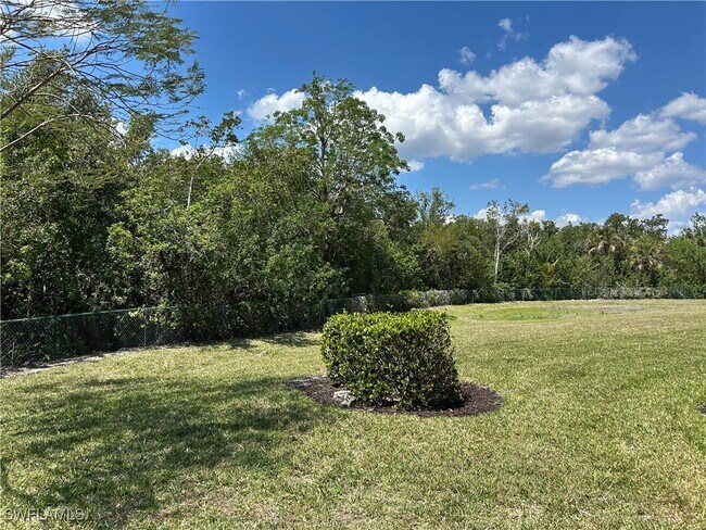 Building Photo - 16540 Heron Coach Way