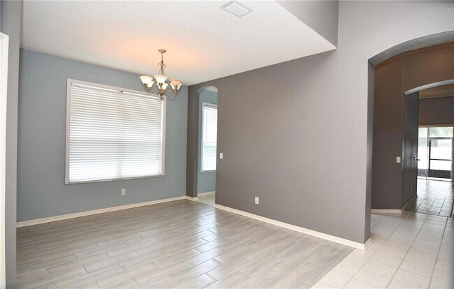 Foto del edificio - 27037 Palmbrook Ct