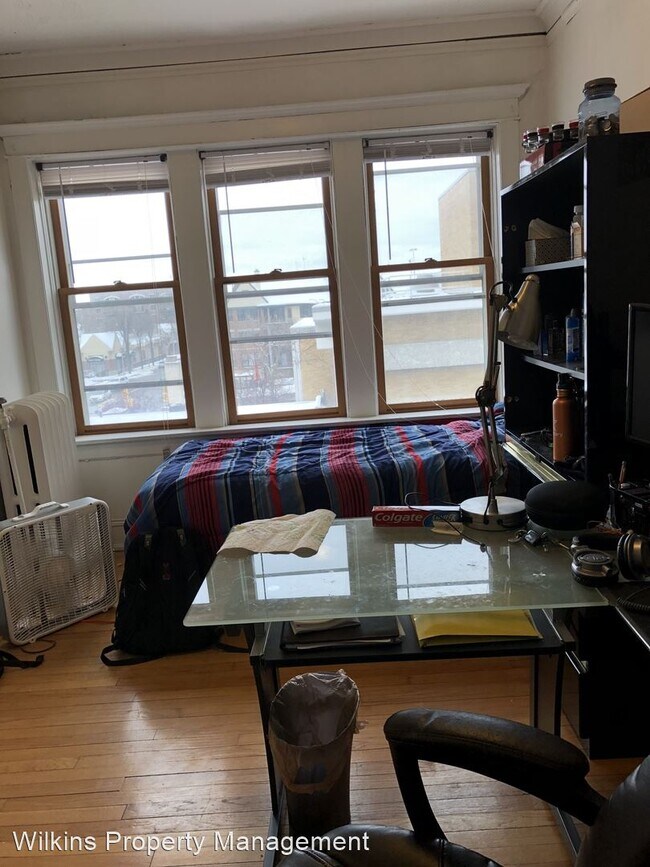 Foto del edificio - 1318 N Van Buren St