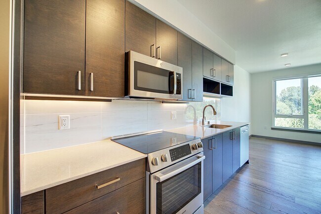 Foto del edificio - 0bd/1ba Kirkland Condo