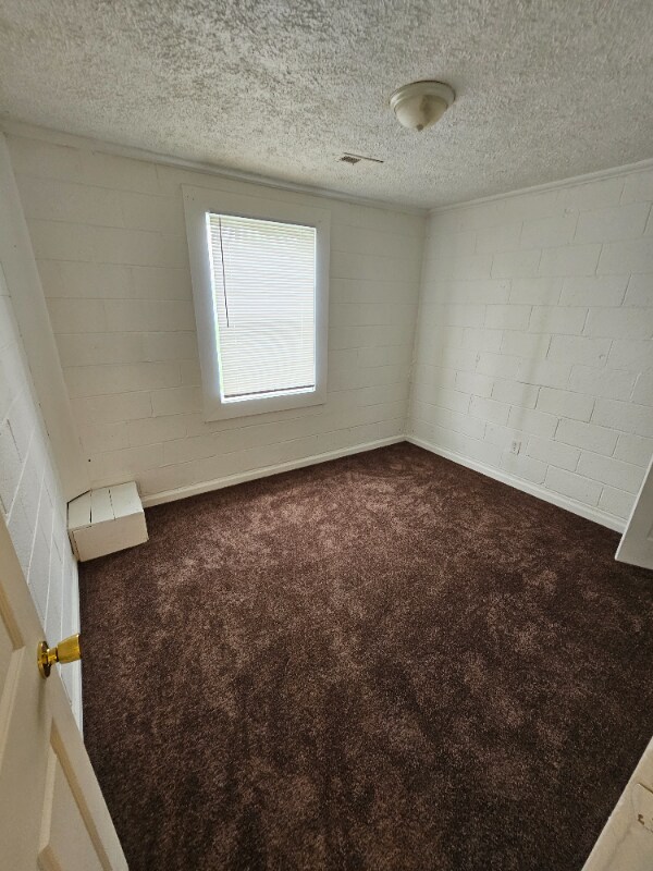 Foto del edificio - 2518 Caroline Ave