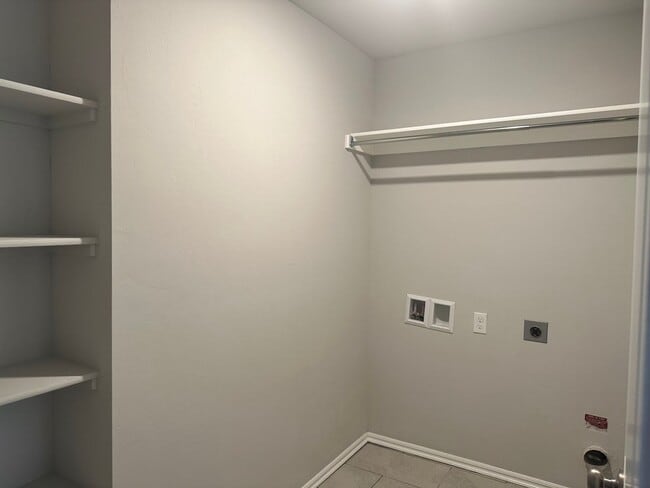 Foto del edificio - 19601 N Pennsylvania Ave