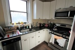 Building Photo - 60 Charlesgate W