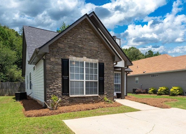 Building Photo - 160 Carrington Ln
