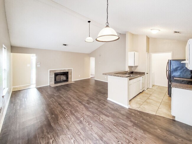 Building Photo - 7507 Tiffany Meadows Ln
