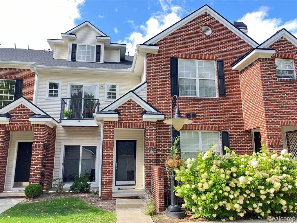 Foto principal - 331 Scio Village Ct