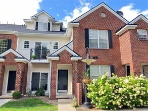 Building Photo - 331 Scio Village Ct