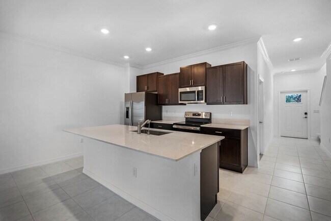 Foto del edificio - 5747 Hawks Town Wy
