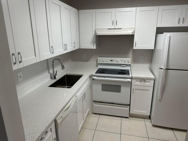 Foto del edificio - 9355 SW 8th St