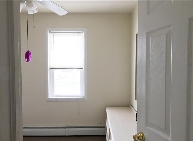 Foto del interior - 152 E Davis Ave