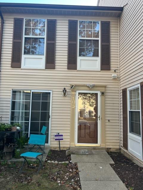 Primary Photo - 105 Azalea Ct